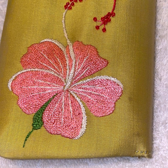 Vintage Chan Luu Small Wallet With Embroidered Flowers & Beaded Design - Picture 5 of 6